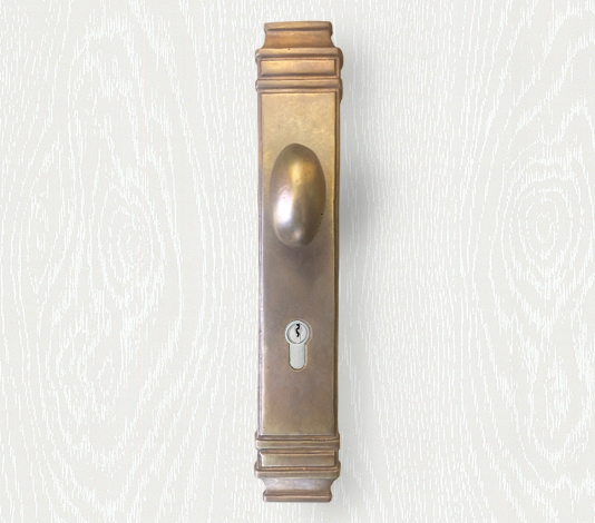 bouton-de-porte-olive-kent-sur-plaque-poignee-kent-deurknop-op-schild-cottage-brons